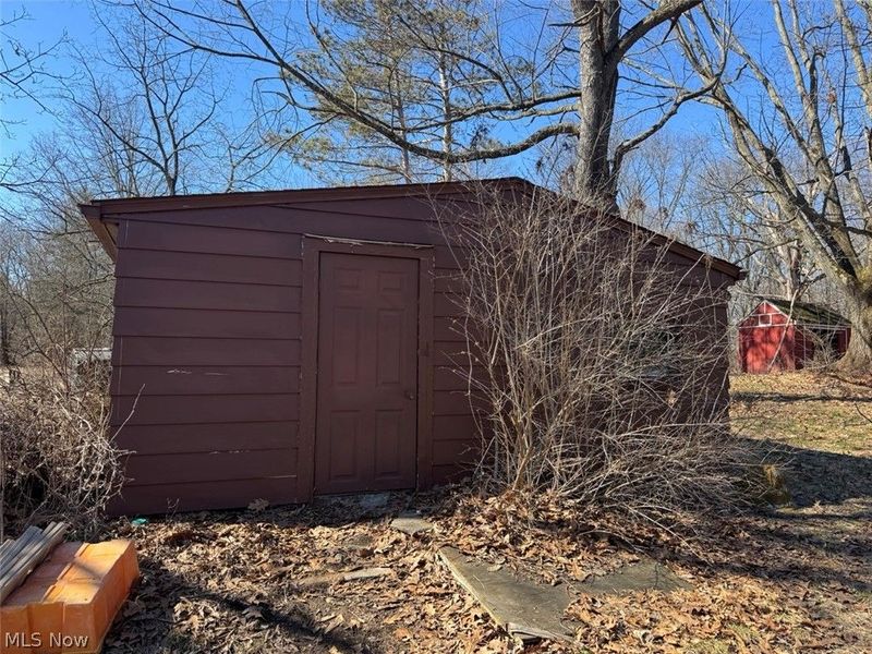 2160 Ingersoll Drive, Akron, OH 44320 Photo 8