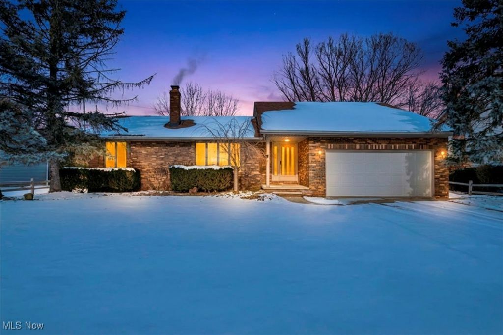 105 Hartford Drive, Medina, OH 44256 Main Photo