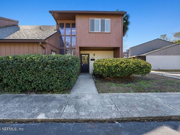 7100 CYPRESS COVE Road, Unit 56, Jacksonville, FL 32244