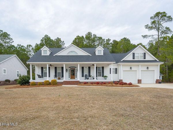 87 Wrexham Place, Elizabethtown, NC 28337