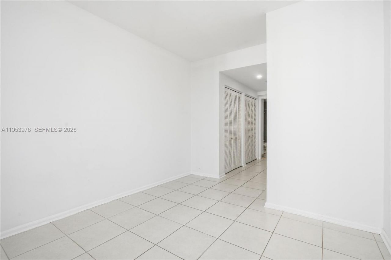 801 Brickell Key Blvd, Unit 1404, Miami, FL 33131 Photo