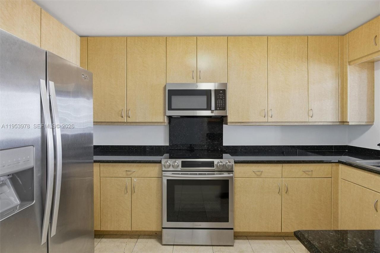 801 Brickell Key Blvd, Unit 1404, Miami, FL 33131 Photo