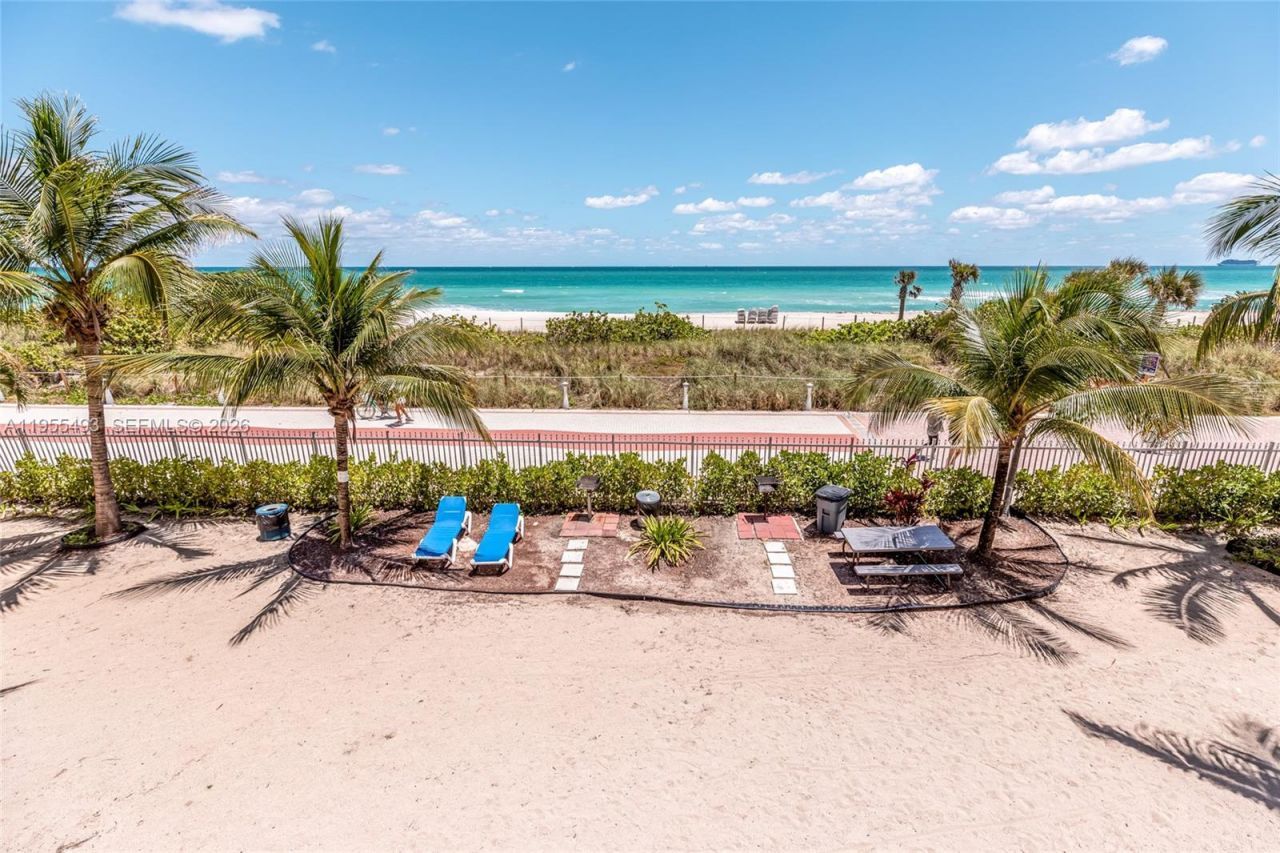 6039 Collins Ave, Unit 1206, Miami Beach, FL 33140 Photo