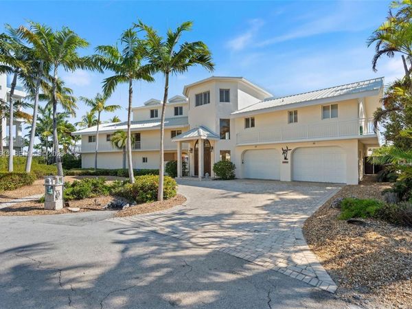 44 W Plaza Del Lago, Lower Keys, FL 33036