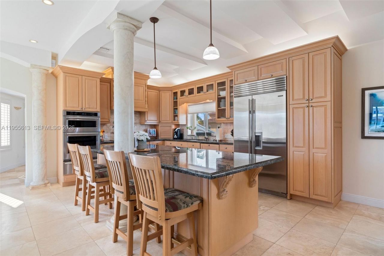 44 W Plaza Del Lago, Lower Keys, FL 33036 Photo