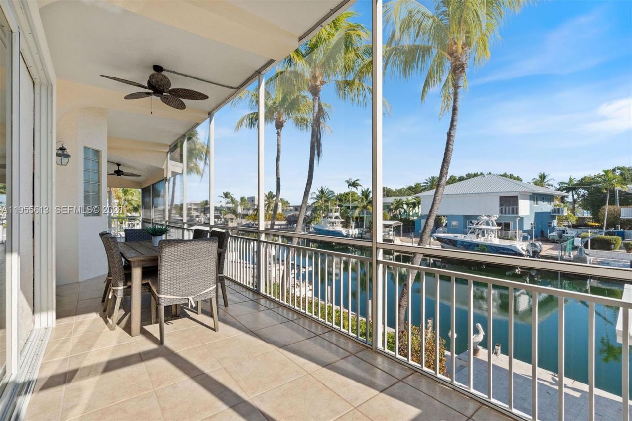 44 W Plaza Del Lago, Lower Keys, FL 33036 Photo