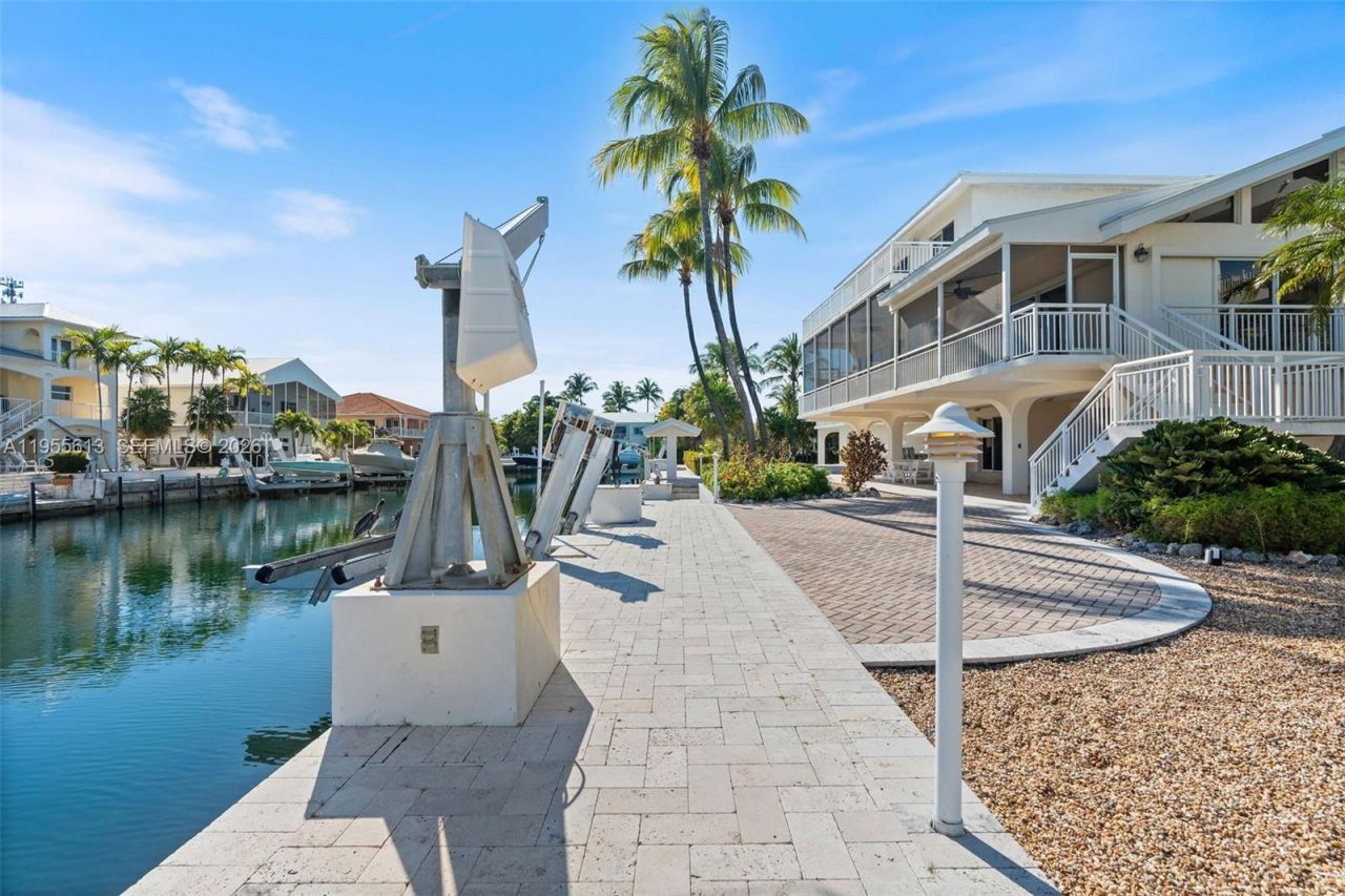44 W Plaza Del Lago, Lower Keys, FL 33036 Photo