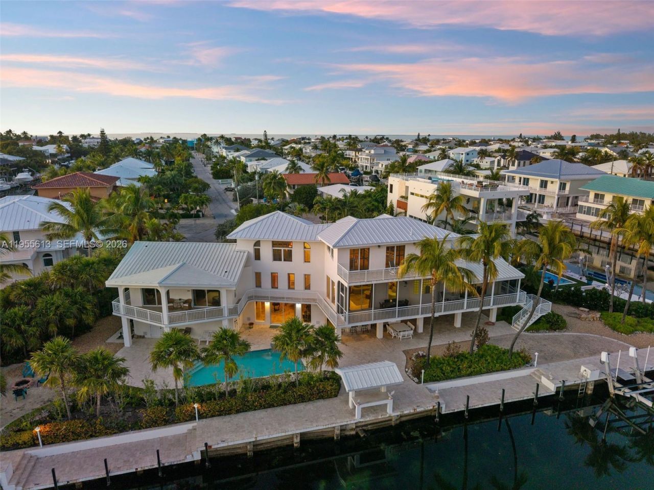 44 W Plaza Del Lago, Lower Keys, FL 33036 Photo