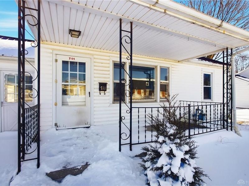 711 W Light Street, Urbana, OH 43078 Photo 4