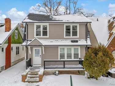 16864 Santa Rosa Drive, Detroit, MI 48221