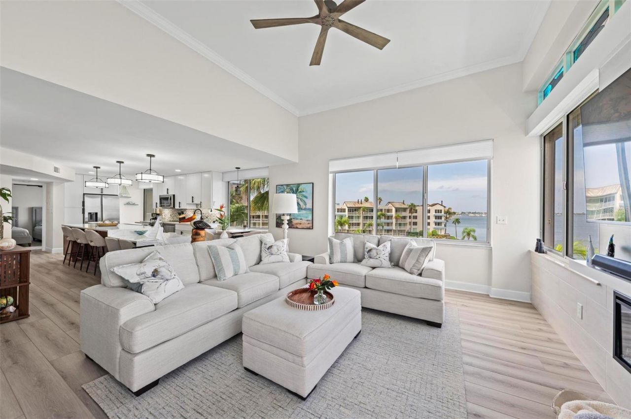 5153 Isla Key Boulevard S, Unit 408, Saint Petersburg, FL 33715 Photo