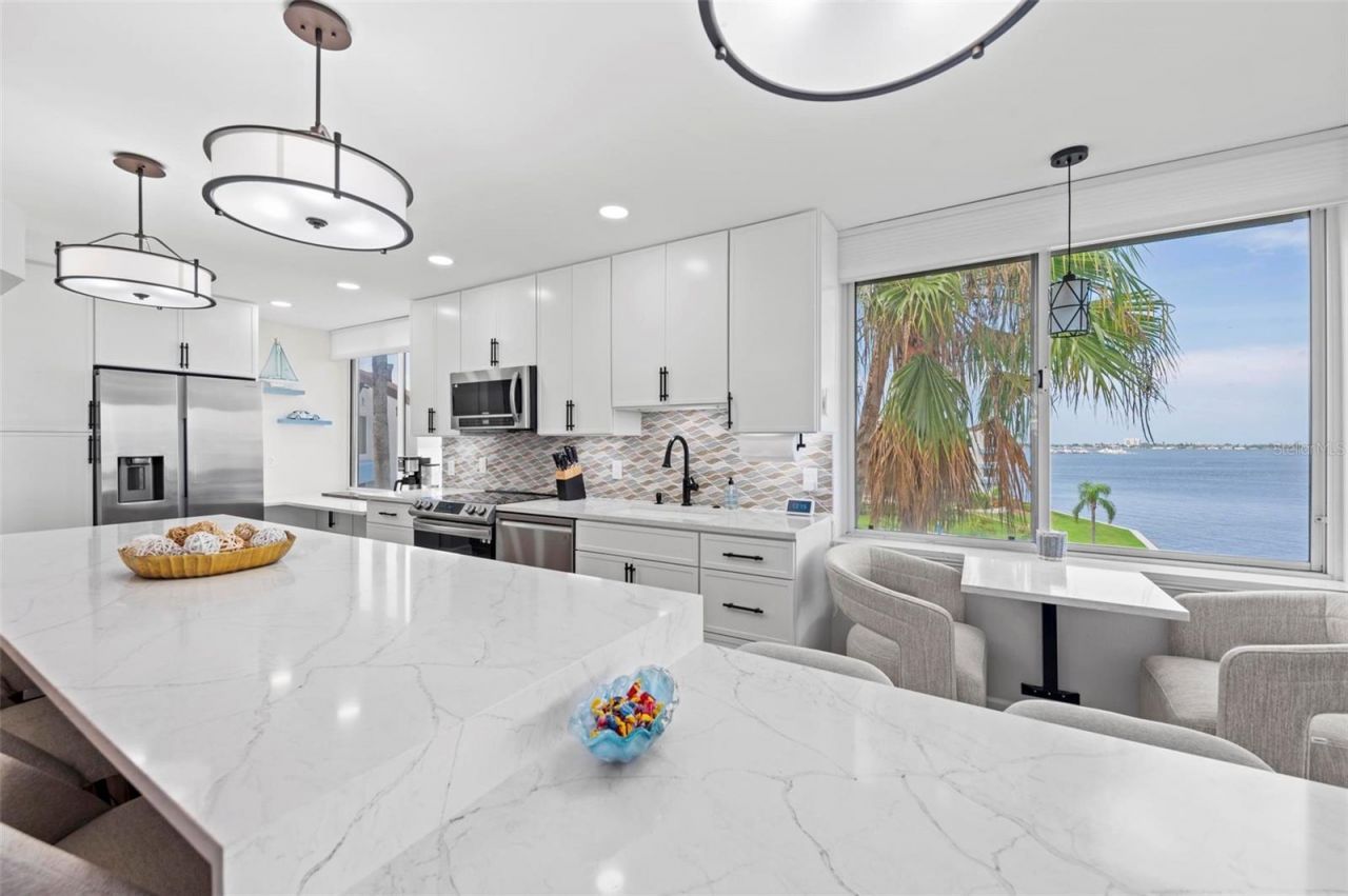 5153 Isla Key Boulevard S, Unit 408, Saint Petersburg, FL 33715 Photo