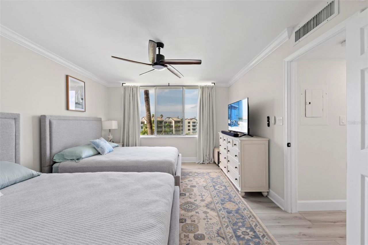 5153 Isla Key Boulevard S, Unit 408, Saint Petersburg, FL 33715 Photo