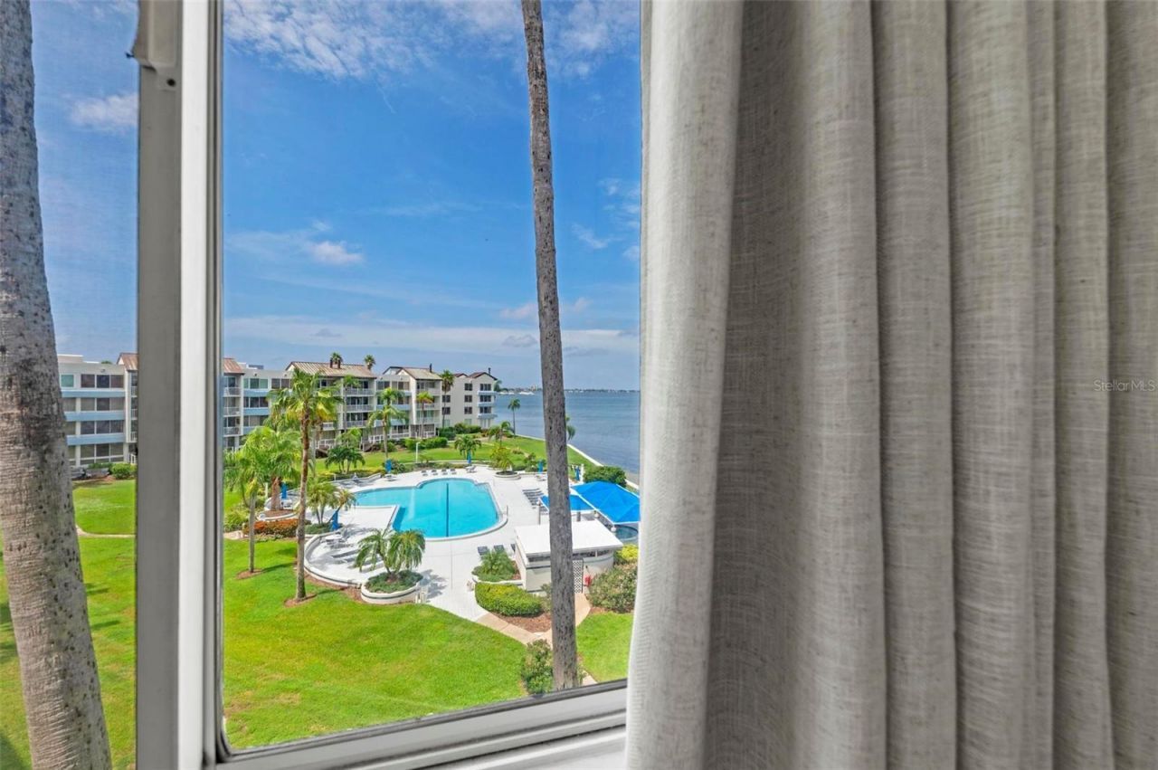 5153 Isla Key Boulevard S, Unit 408, Saint Petersburg, FL 33715 Photo