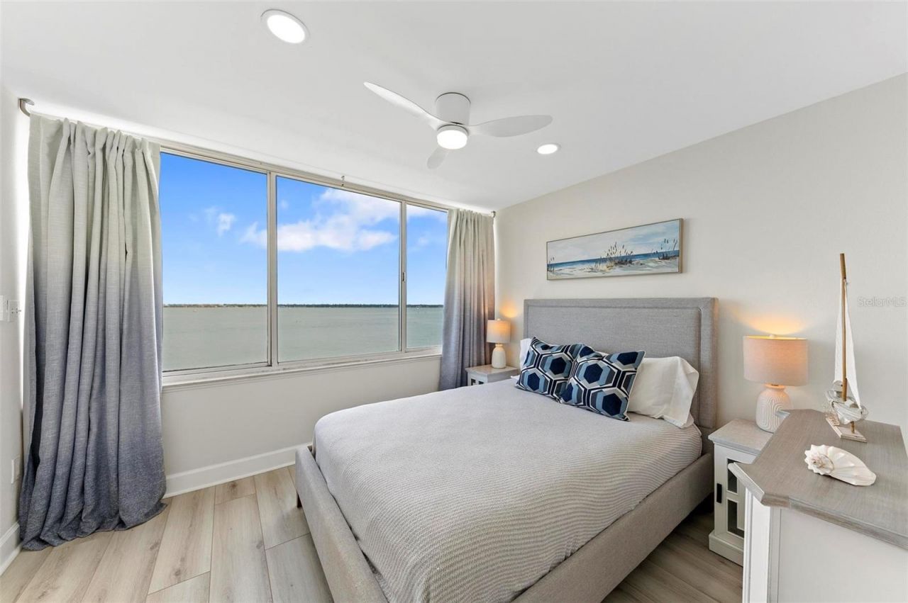 5153 Isla Key Boulevard S, Unit 408, Saint Petersburg, FL 33715 Photo