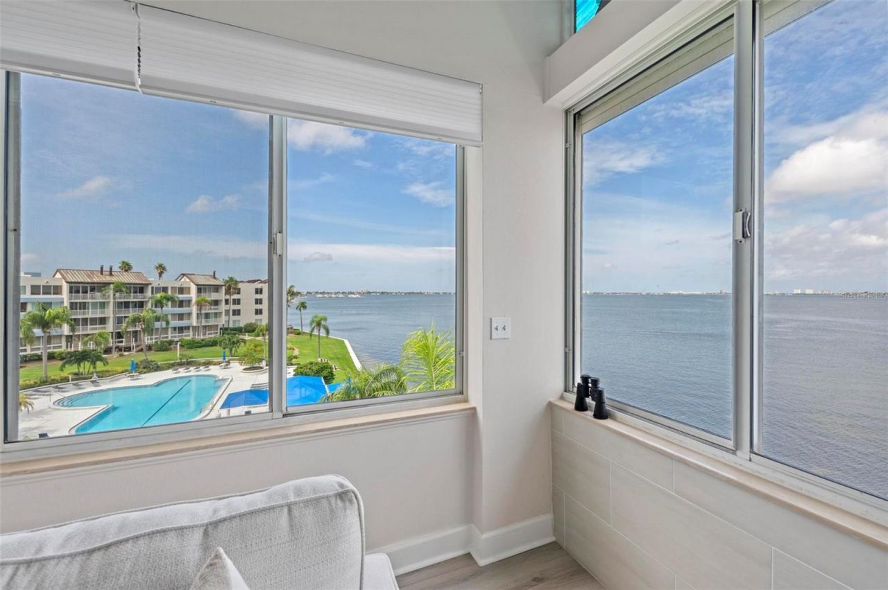 5153 Isla Key Boulevard S, Unit 408, Saint Petersburg, FL 33715 Photo