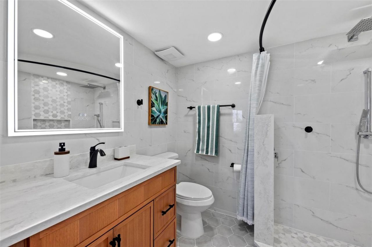 5153 Isla Key Boulevard S, Unit 408, Saint Petersburg, FL 33715 Photo