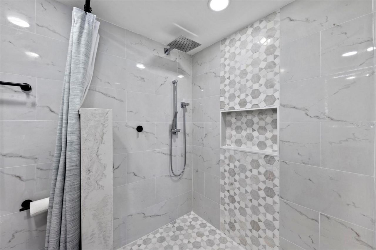 5153 Isla Key Boulevard S, Unit 408, Saint Petersburg, FL 33715 Photo