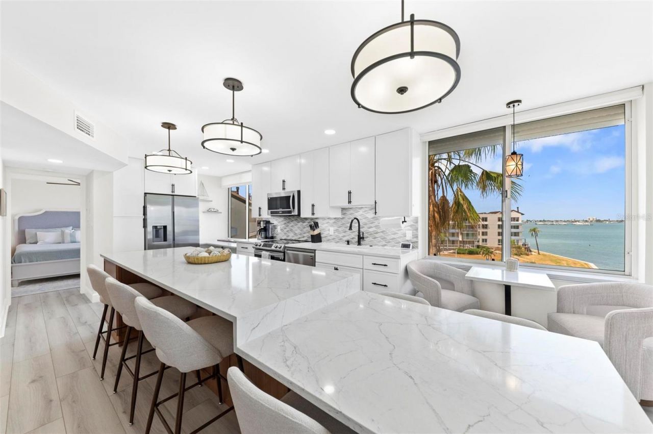 5153 Isla Key Boulevard S, Unit 408, Saint Petersburg, FL 33715 Photo
