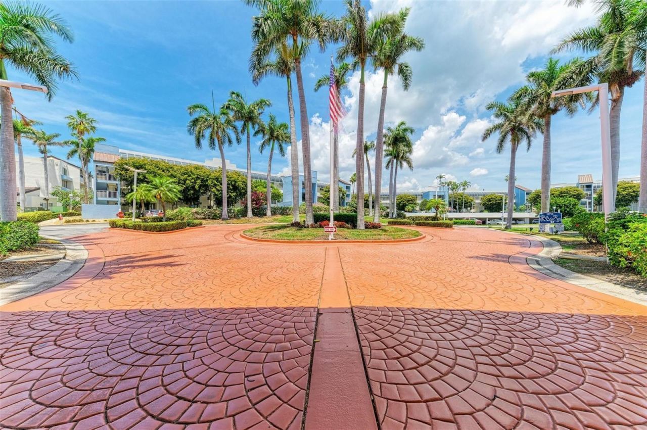 5153 Isla Key Boulevard S, Unit 408, Saint Petersburg, FL 33715 Photo
