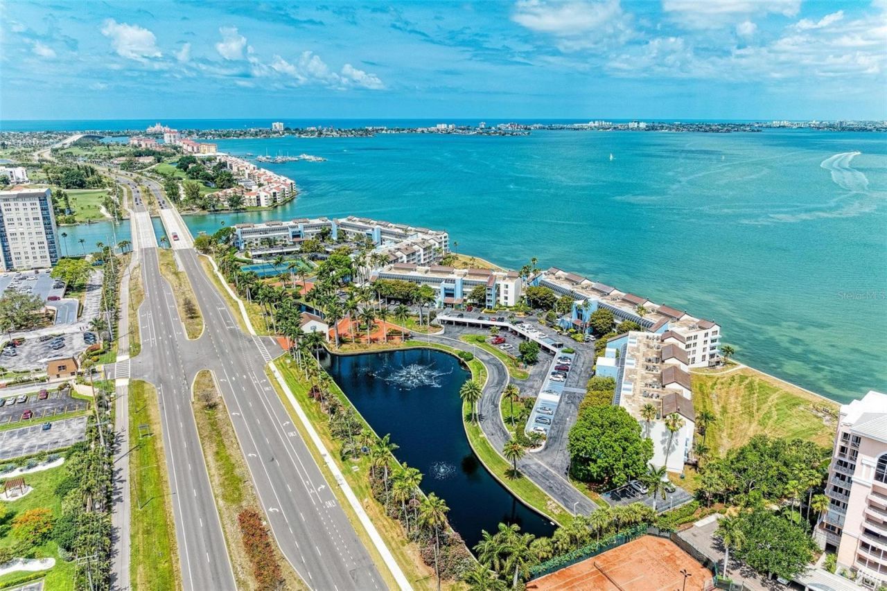 5153 Isla Key Boulevard S, Unit 408, Saint Petersburg, FL 33715 Photo