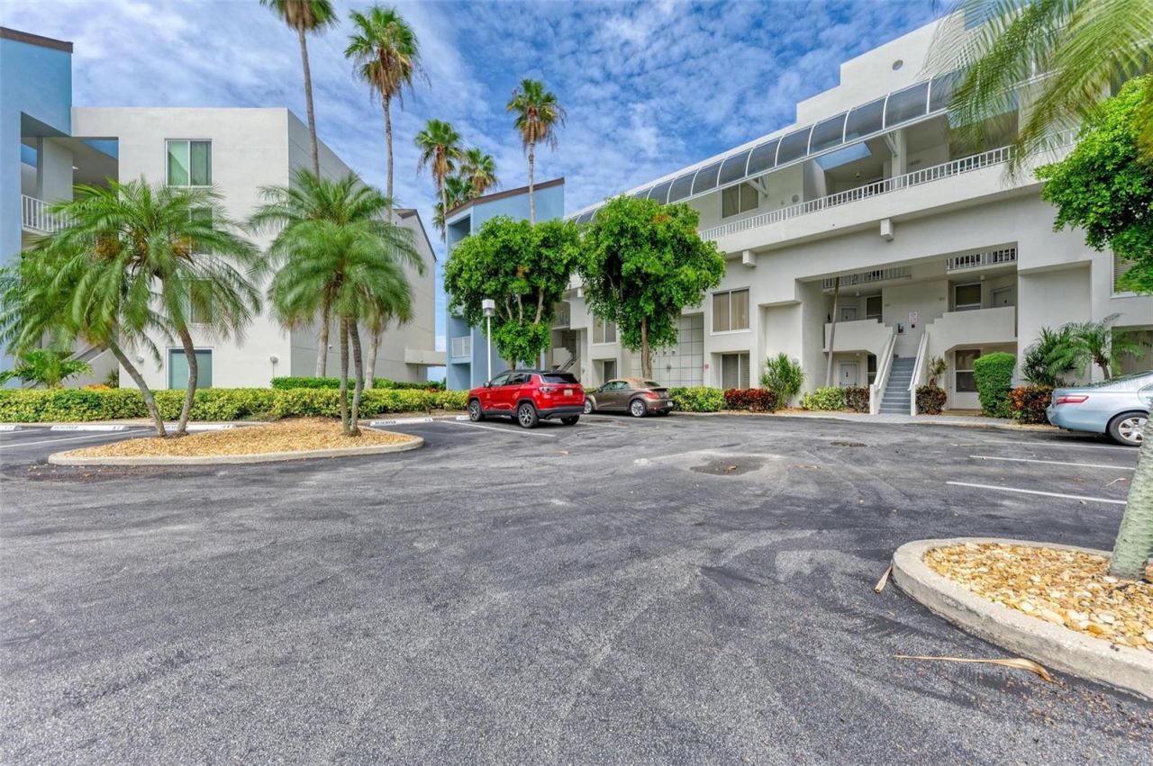 5153 Isla Key Boulevard S, Unit 408, Saint Petersburg, FL 33715 Photo