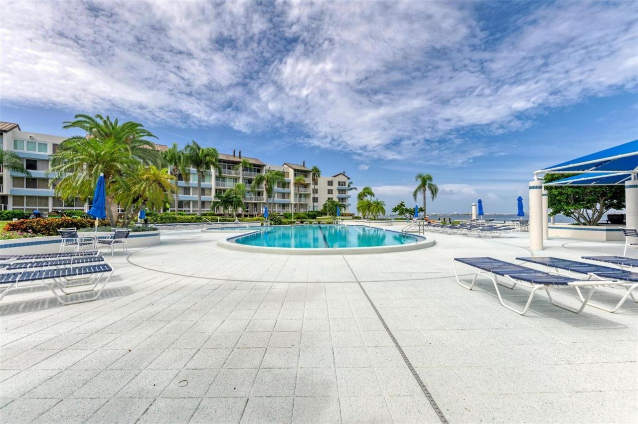 5153 Isla Key Boulevard S, Unit 408, Saint Petersburg, FL 33715 Photo