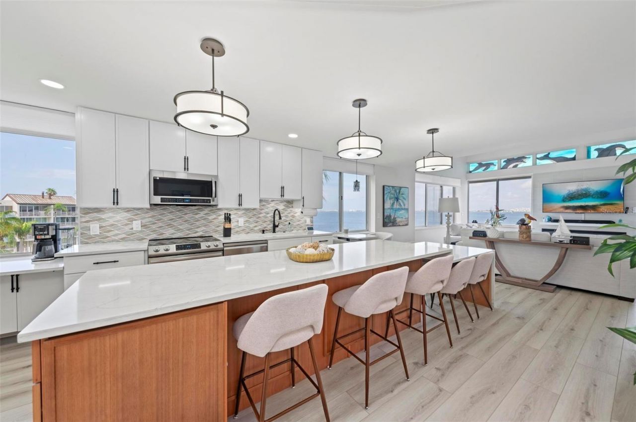 5153 Isla Key Boulevard S, Unit 408, Saint Petersburg, FL 33715 Photo