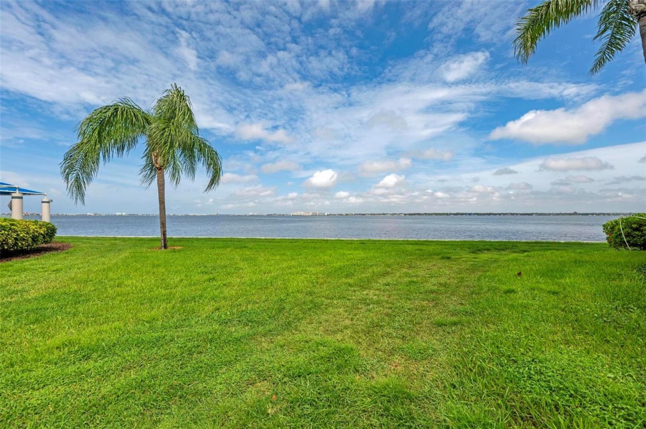 5153 Isla Key Boulevard S, Unit 408, Saint Petersburg, FL 33715 Photo