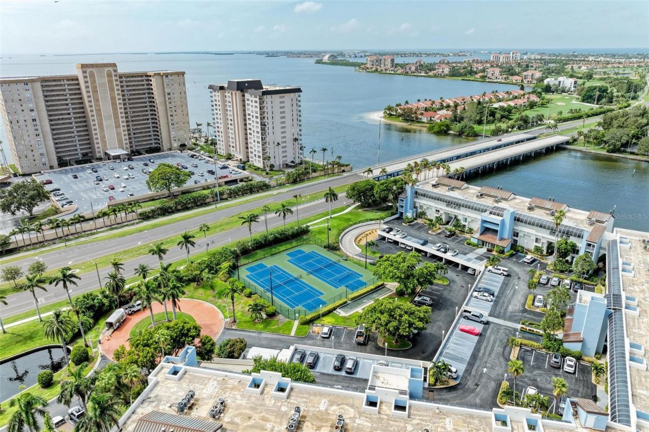 5153 Isla Key Boulevard S, Unit 408, Saint Petersburg, FL 33715 Photo