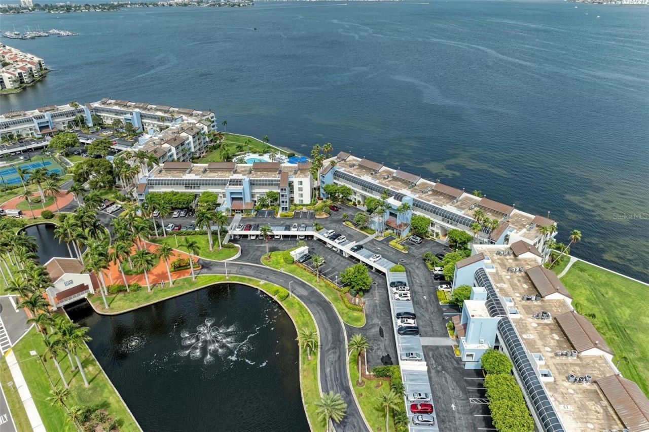 5153 Isla Key Boulevard S, Unit 408, Saint Petersburg, FL 33715 Photo