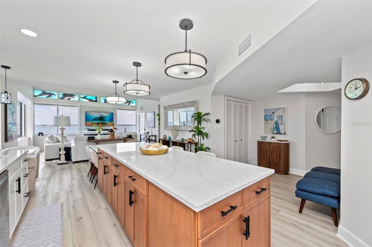 5153 Isla Key Boulevard S, Unit 408, Saint Petersburg, FL 33715 Photo