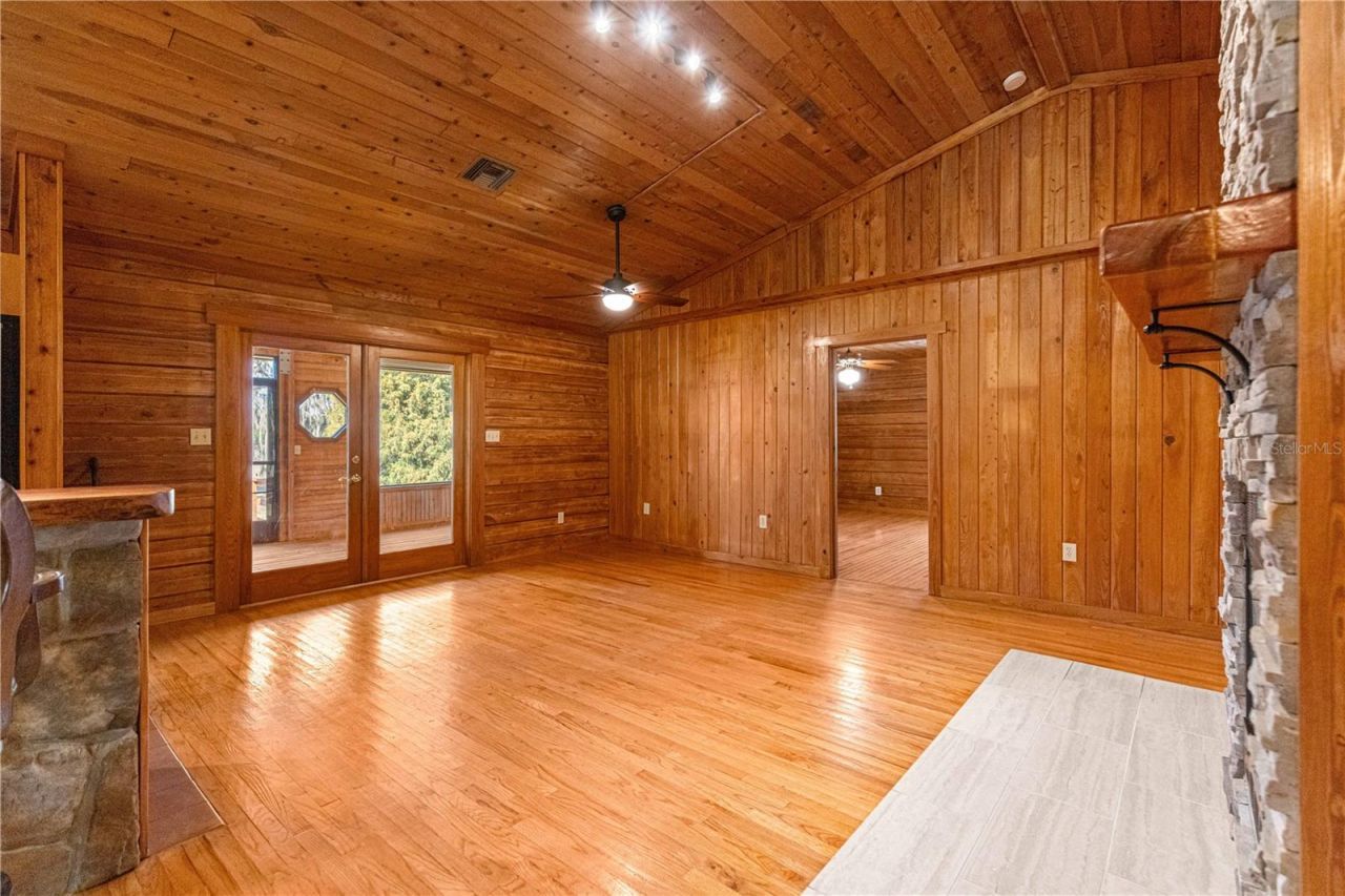 9145 NW 193 Street, Micanopy, FL 32667 Photo