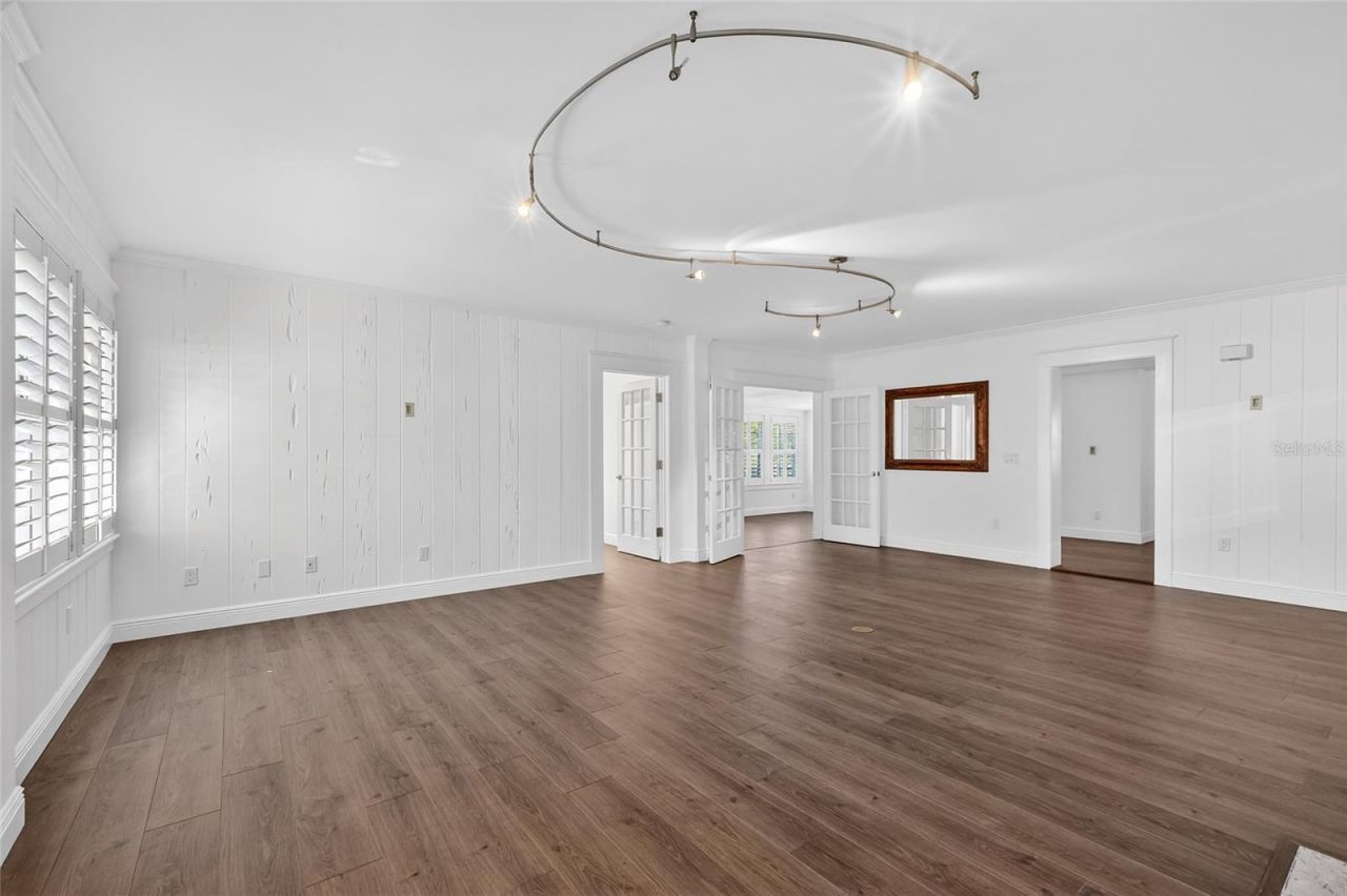 6851 Longboat Drive S, Longboat Key, FL 34228 Photo