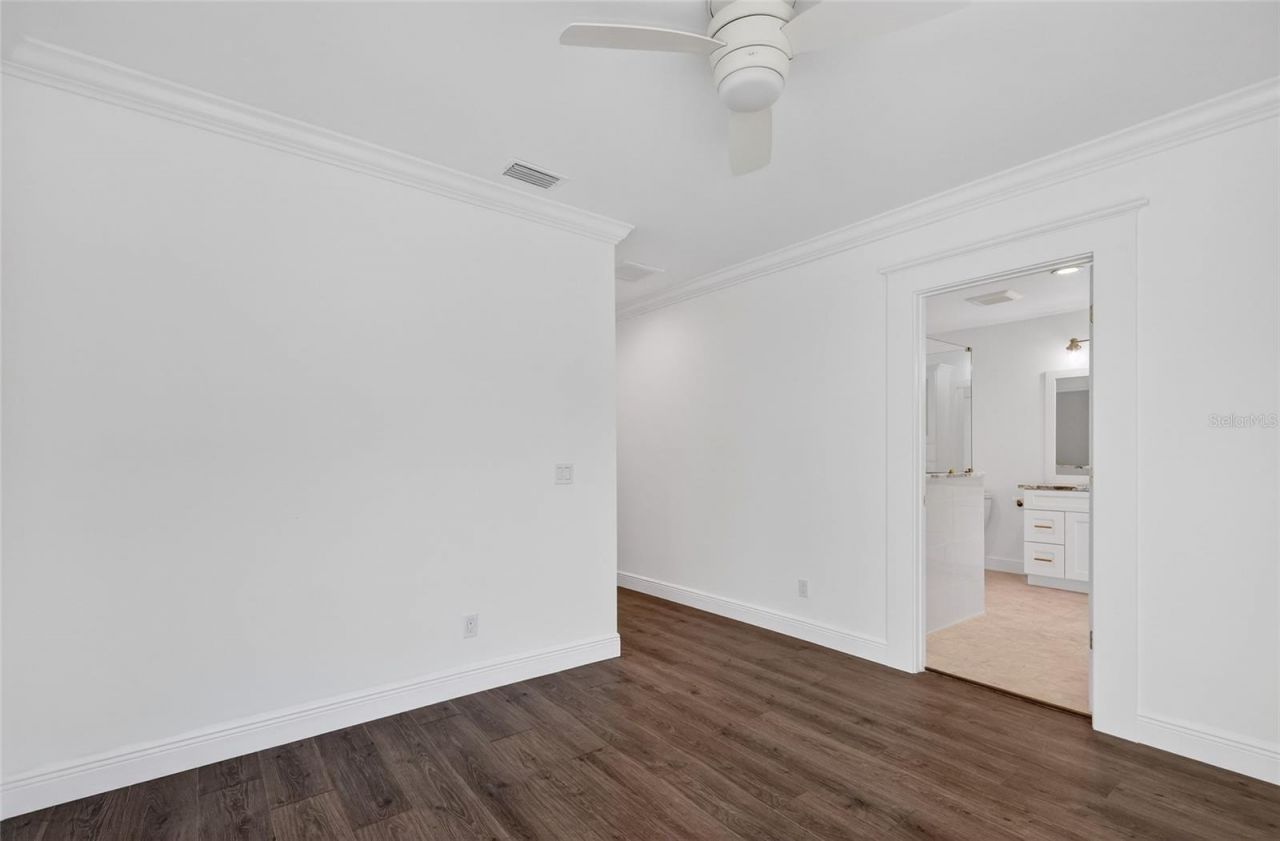 6851 Longboat Drive S, Longboat Key, FL 34228 Photo