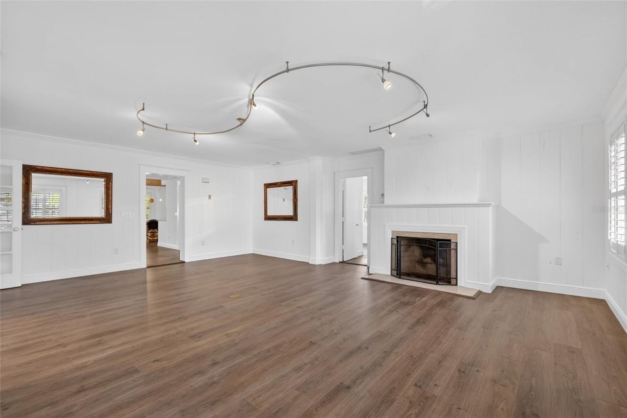 6851 Longboat Drive S, Longboat Key, FL 34228 Photo