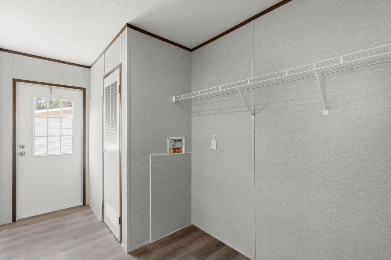 120 Rambo Drive Photo 15