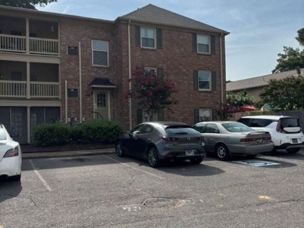 1206 BRISTOL DR, Unit 202, Memphis, TN 38119