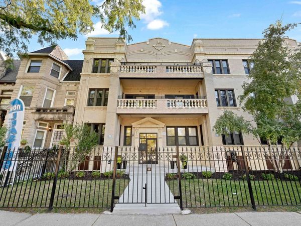 4351 S King Drive, Unit 2, Chicago, IL 60653