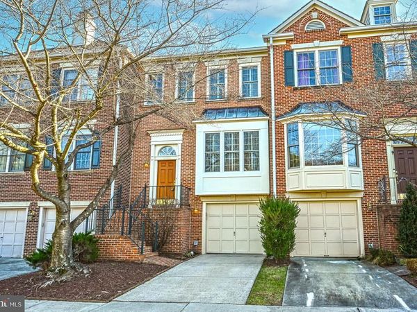 2143 WOLFTRAP COURT, VIENNA, VA 22182