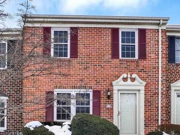 305 CHAMBERS RDG RIDGE, Unit 305, YORK, PA 17402