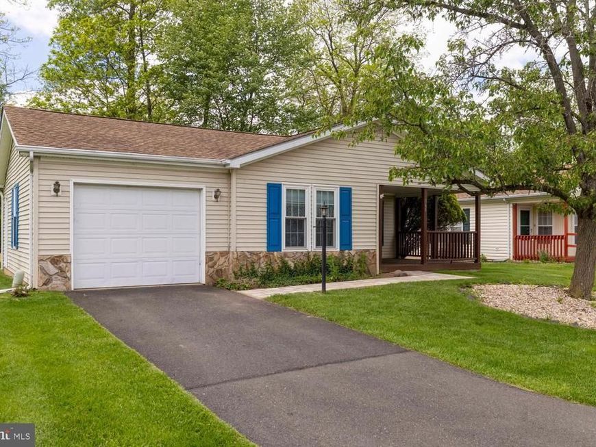 161 Grouse Circle, New Hope, PA 18938 Main Photo