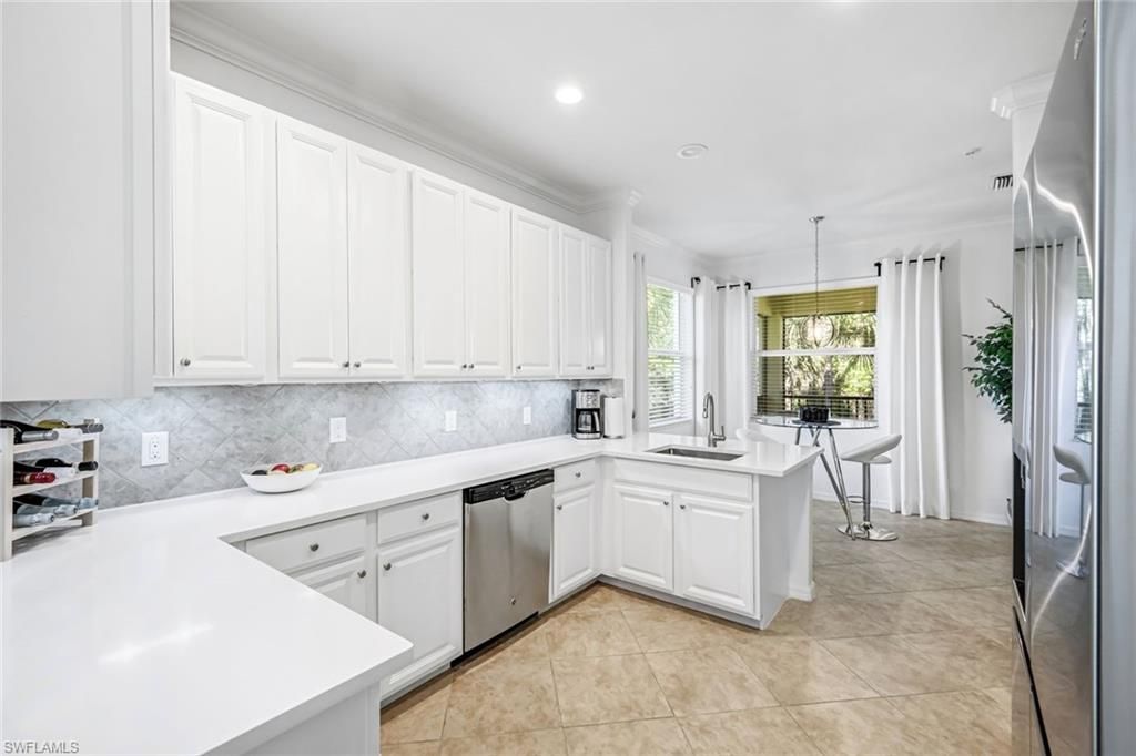 10256 Cobble Notch Loop, Unit 201, Bonita Springs, FL 34135 Photo