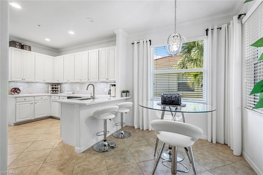 10256 Cobble Notch Loop, Unit 201, Bonita Springs, FL 34135 Photo