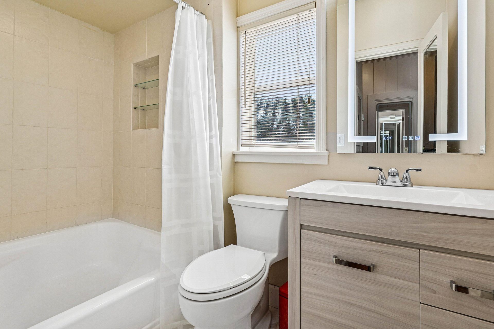 2075 S Ocean Boulevard, Unit 3d, Delray Beach, FL 33483 Photo