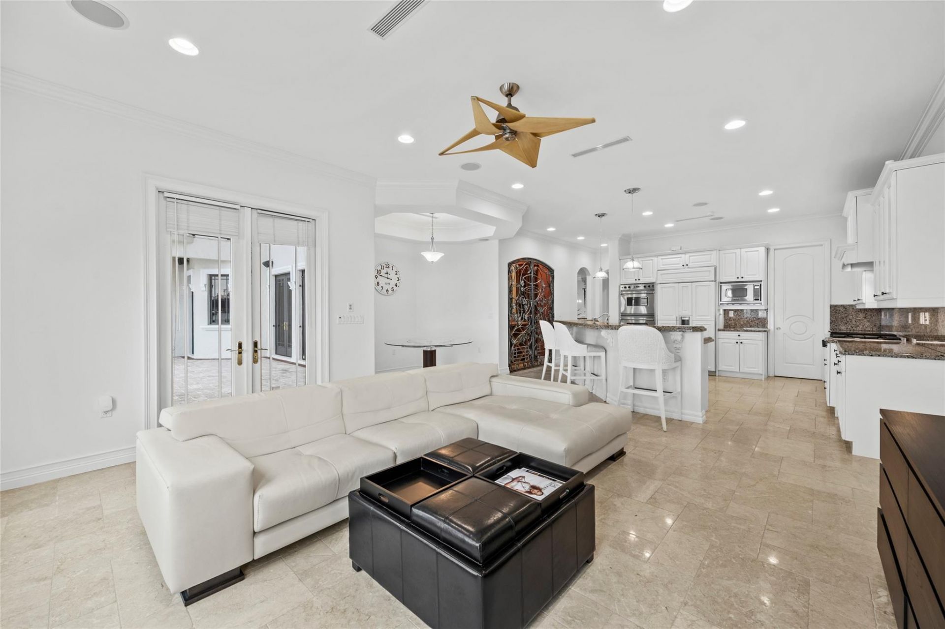 1965 SE 21st Avenue, Fort Lauderdale, FL 33316 Photo