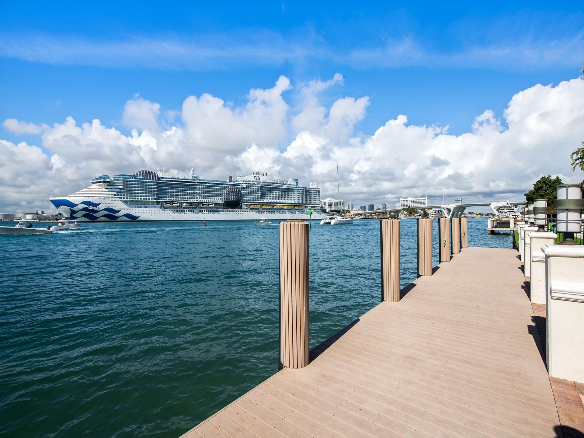 1965 SE 21st Avenue, Fort Lauderdale, FL 33316 Photo