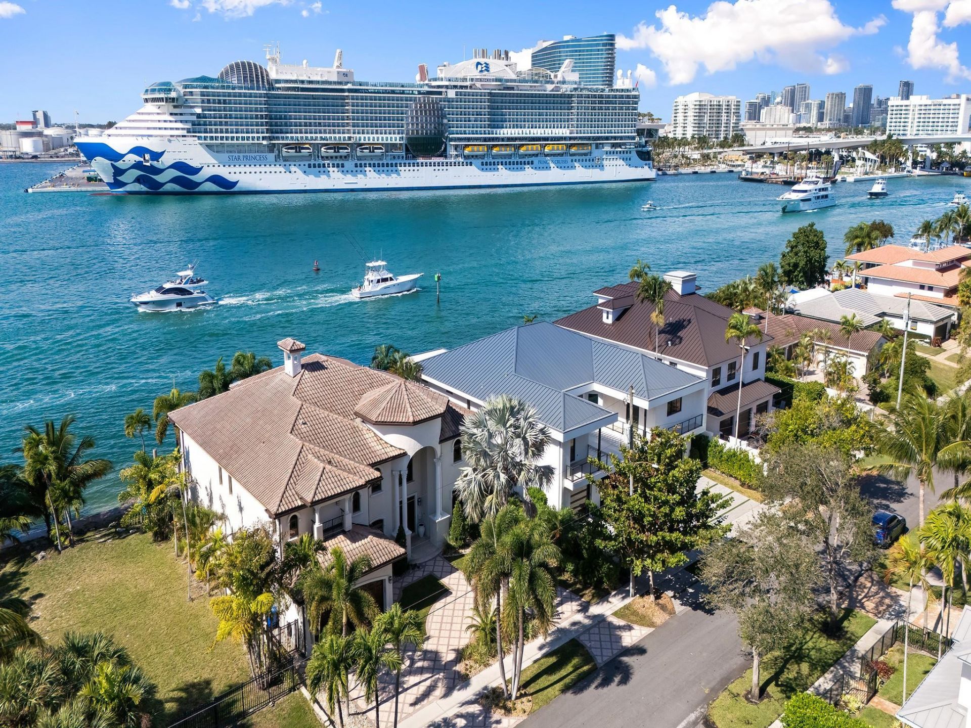 1965 SE 21st Avenue, Fort Lauderdale, FL 33316 Photo