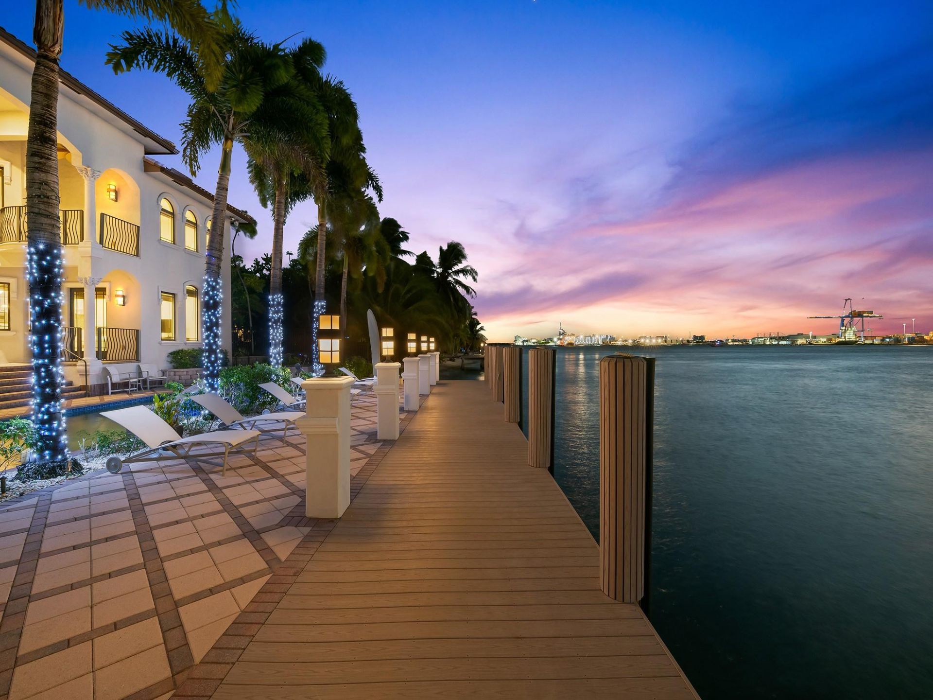 1965 SE 21st Avenue, Fort Lauderdale, FL 33316 Photo