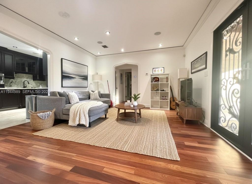 3069 SW 21st St, Miami, FL 33145 Photo